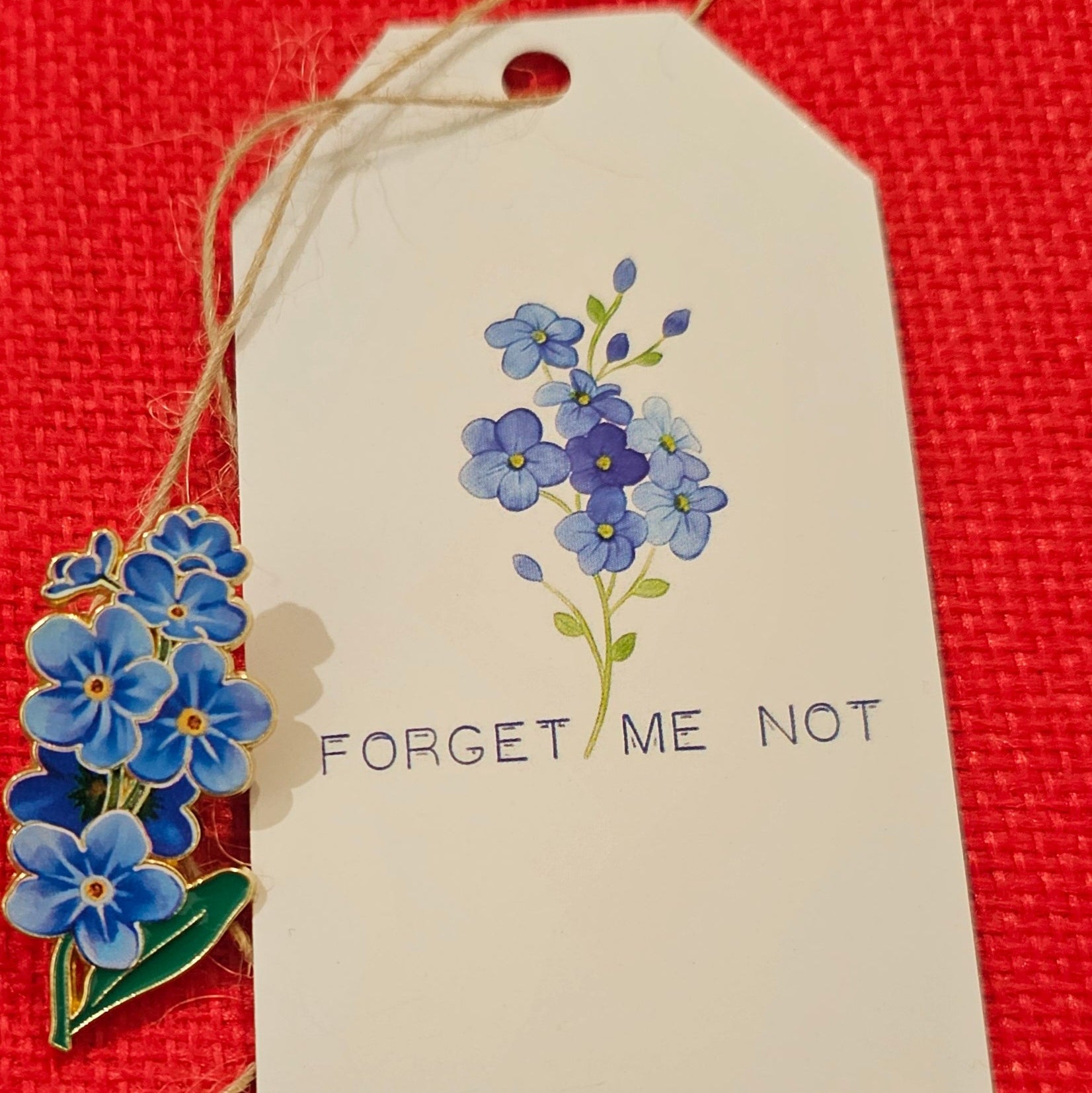 Forget-me-not Brooch With Gift card
