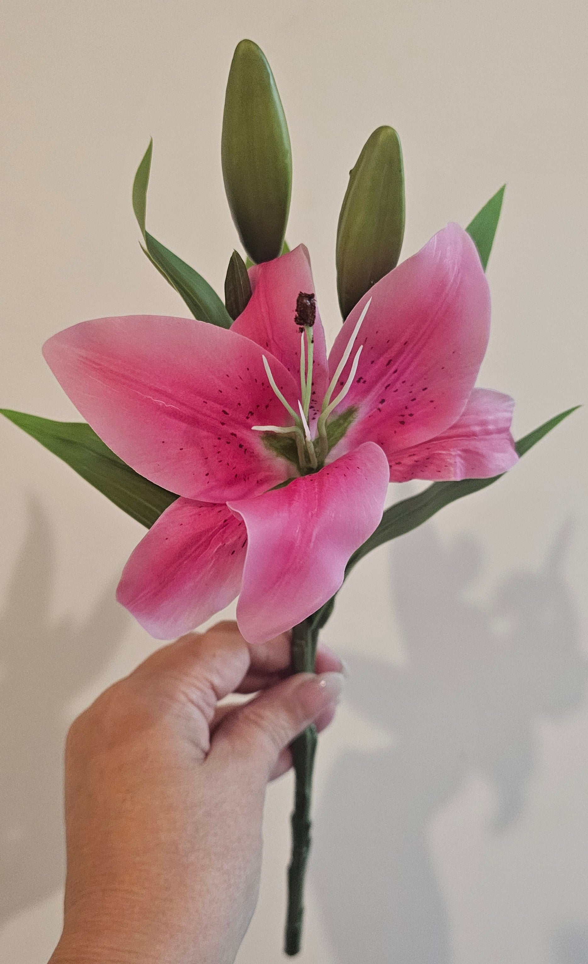 Artifical pink Lily
